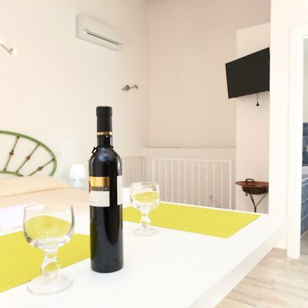 Loft Pasquale Villa เชฟาลู ภายนอก รูปภาพ